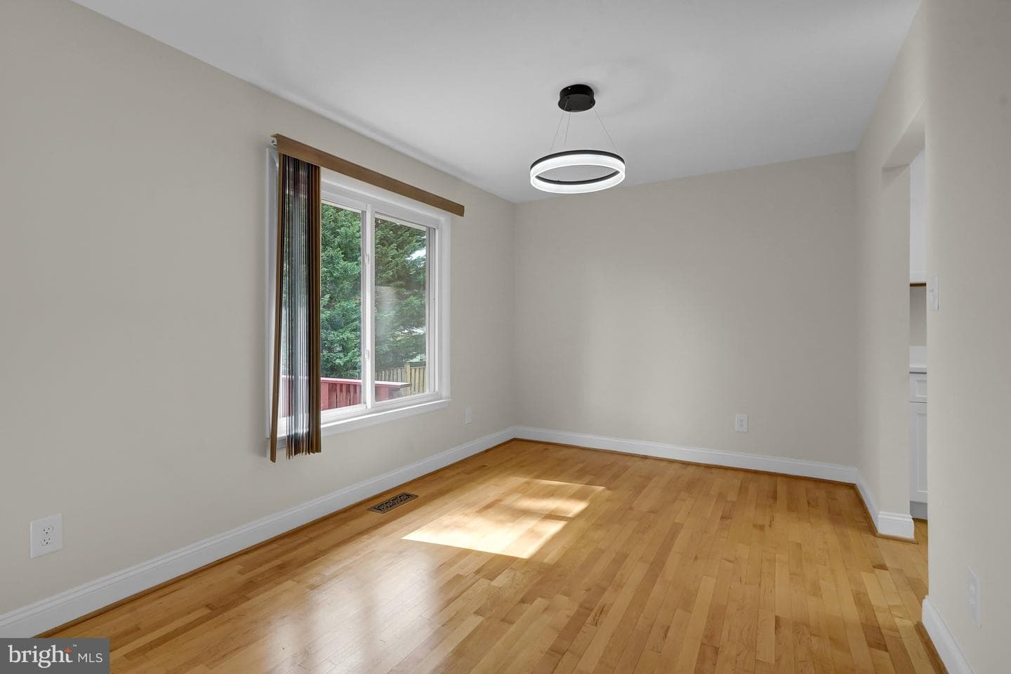 2230 Chestertown Drive photo 12