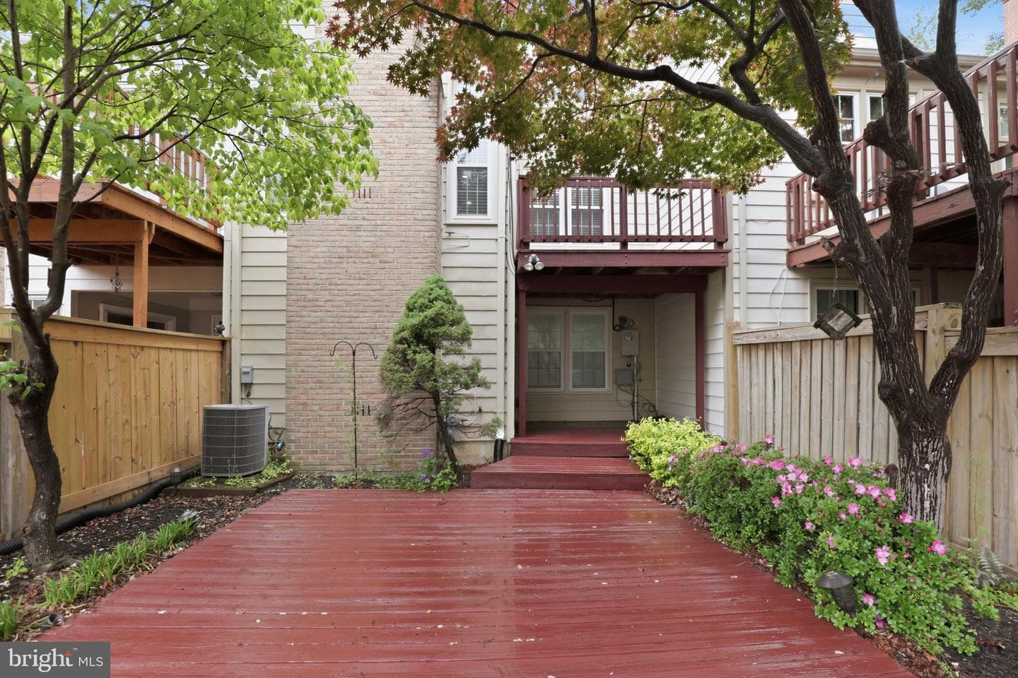 4630 Luxberry Drive photo 38