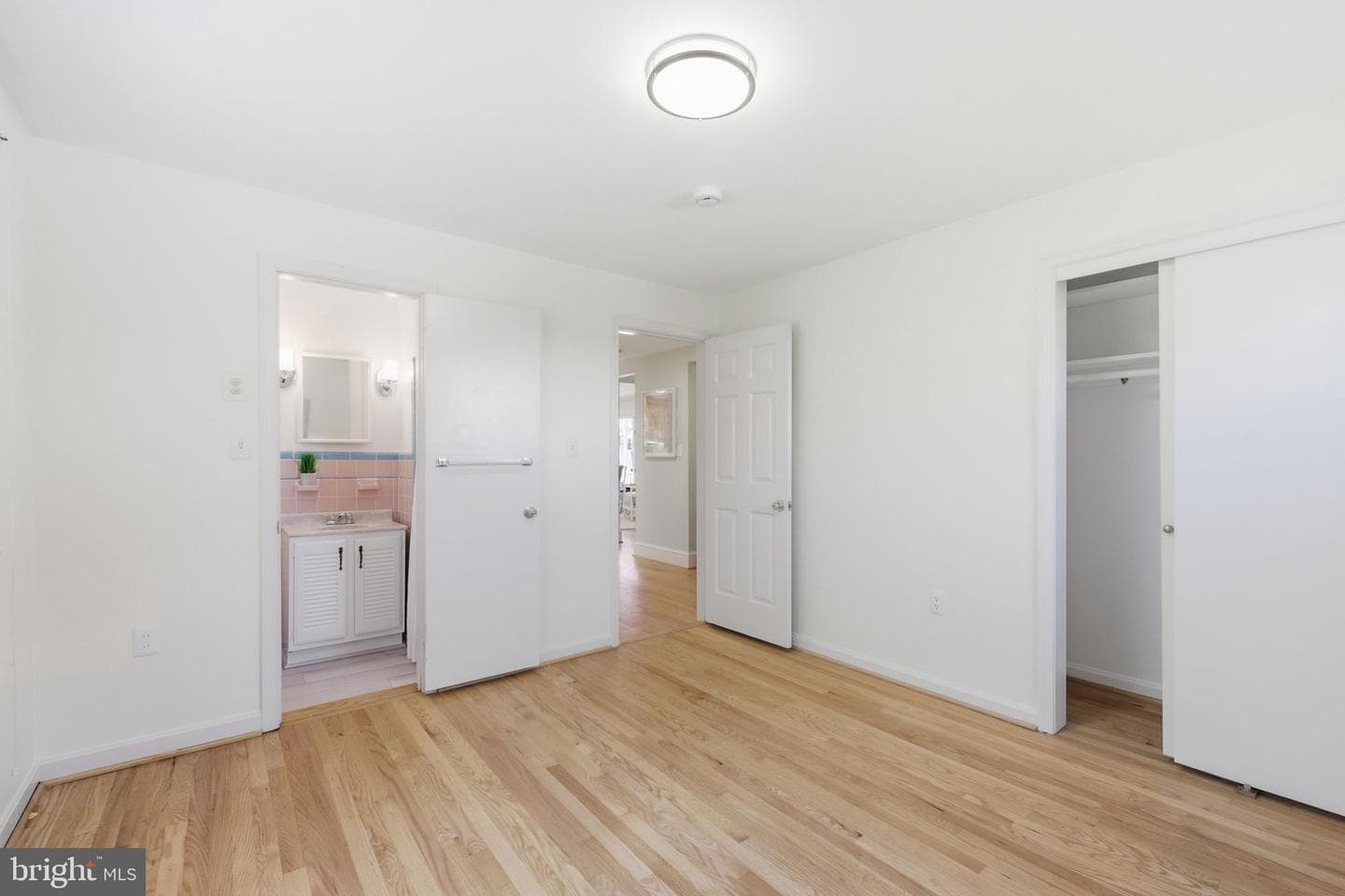2101 Reynolds Street photo 17