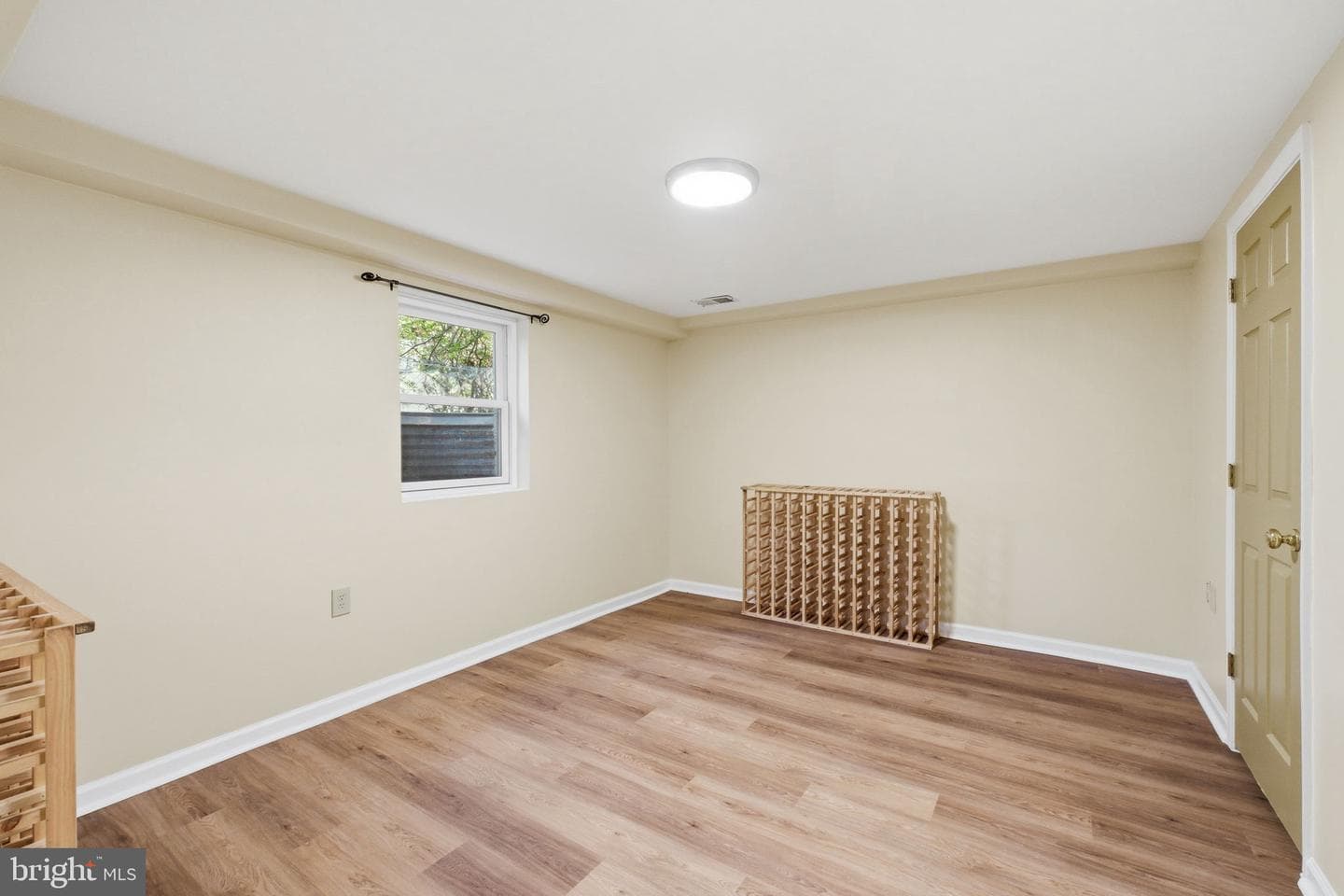 2101 Reynolds Street photo 38