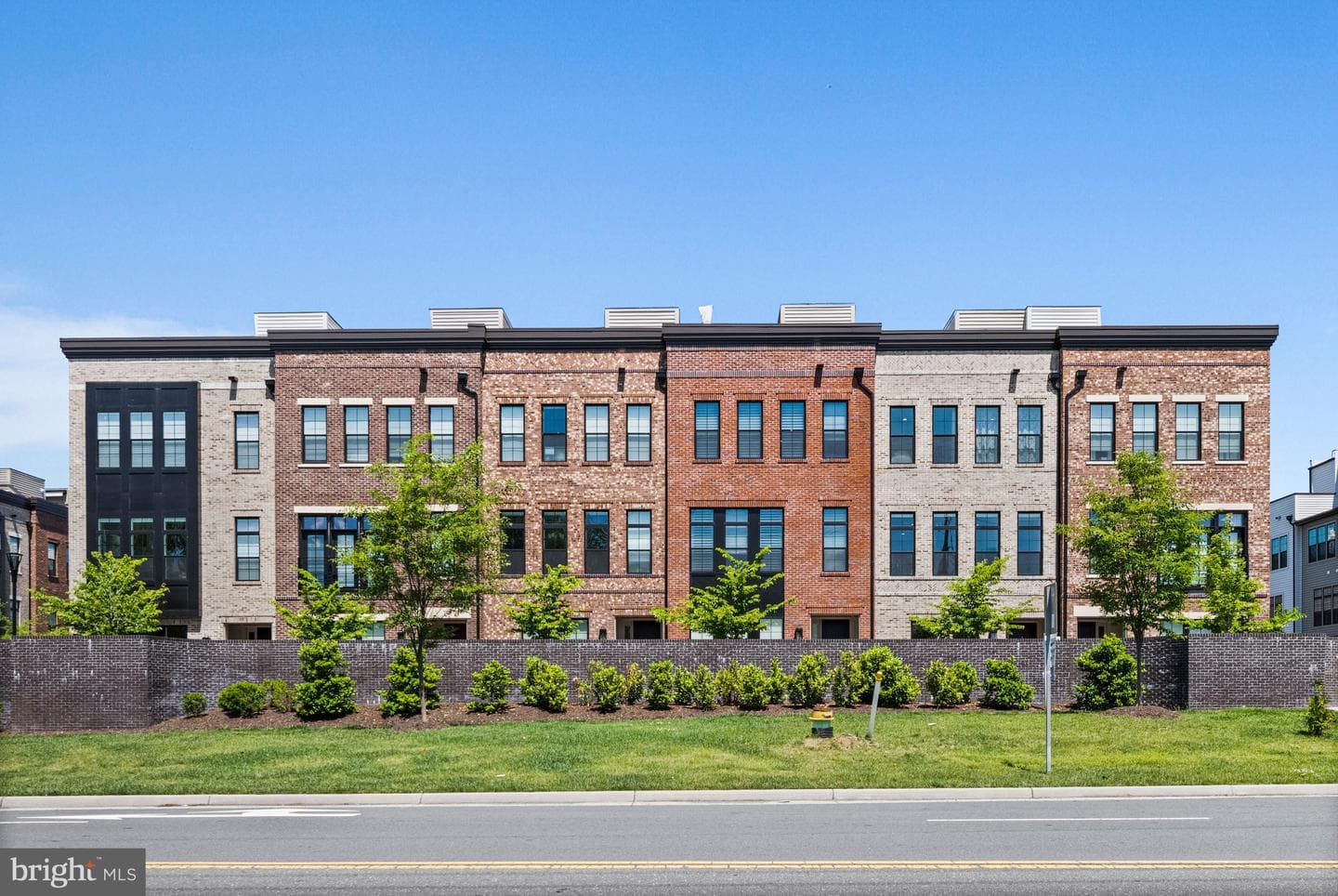 7382 Magarity Road, Mclean