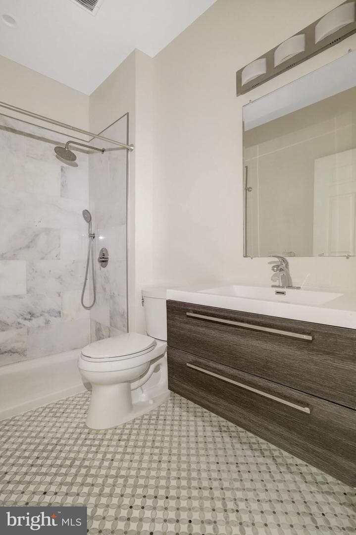 6495 Tayack Place #204 photo 28