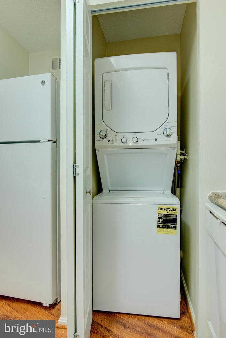 5904 Mount Eagle Drive #803 photo 11
