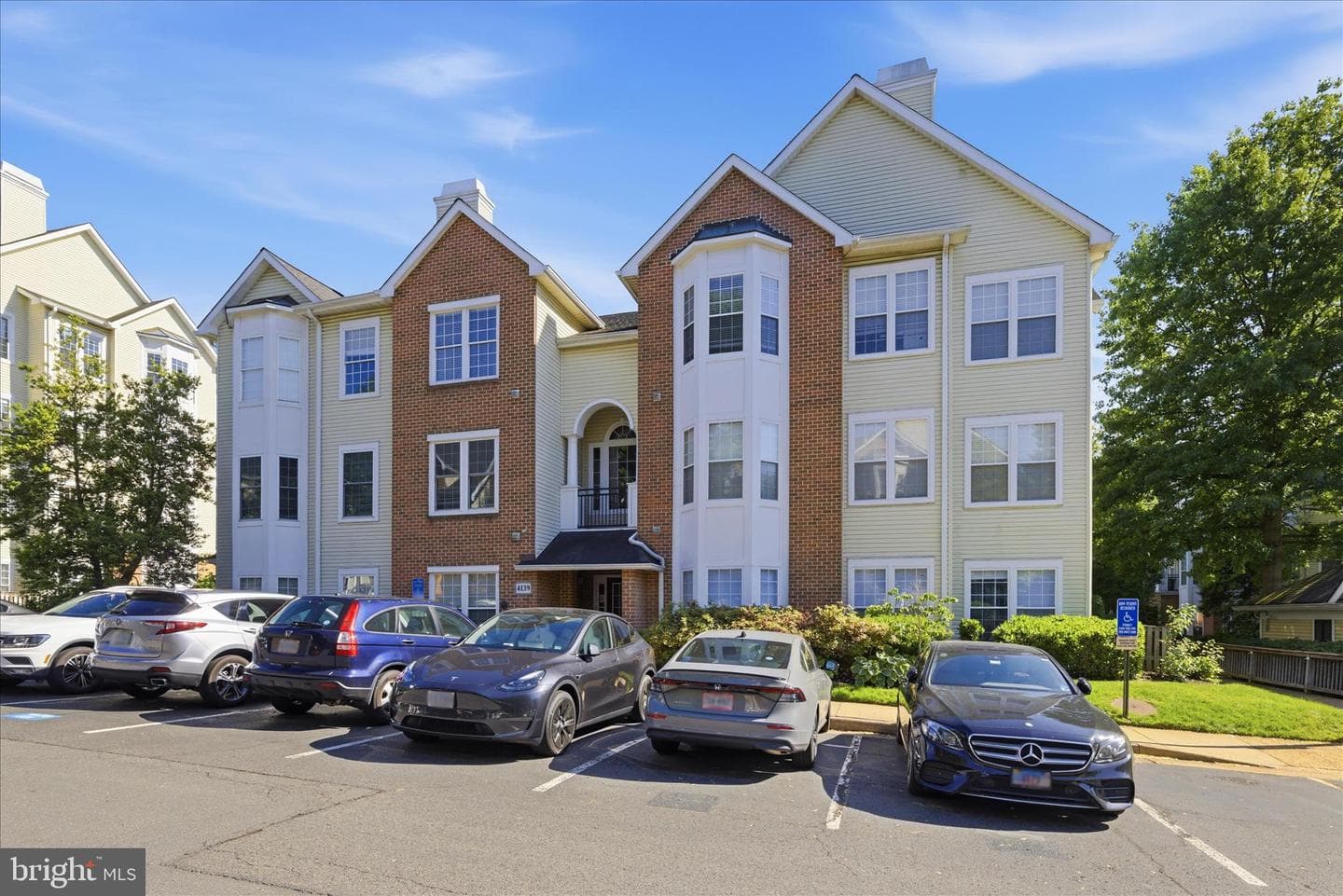 4139 Fountainside Lane #302