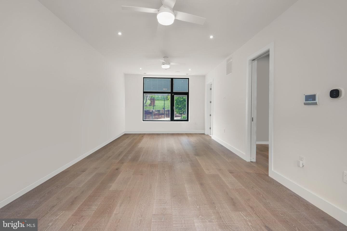 7404 Sportsman Drive photo 11