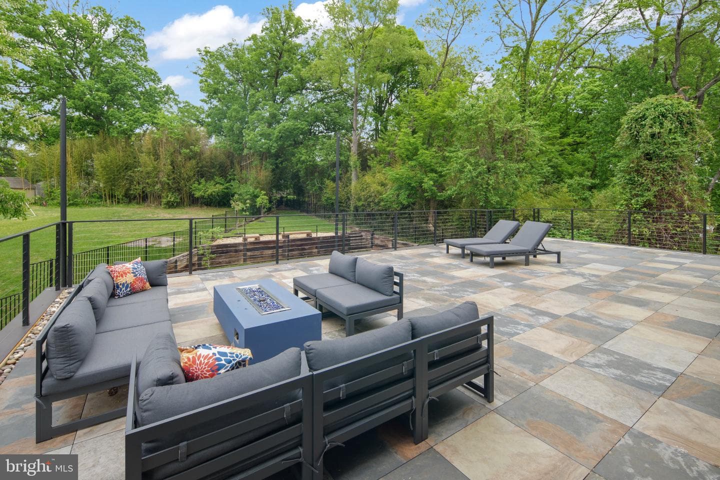 7404 Sportsman Drive photo 49