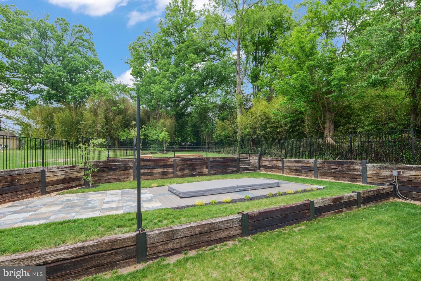 7404 Sportsman Drive photo 56
