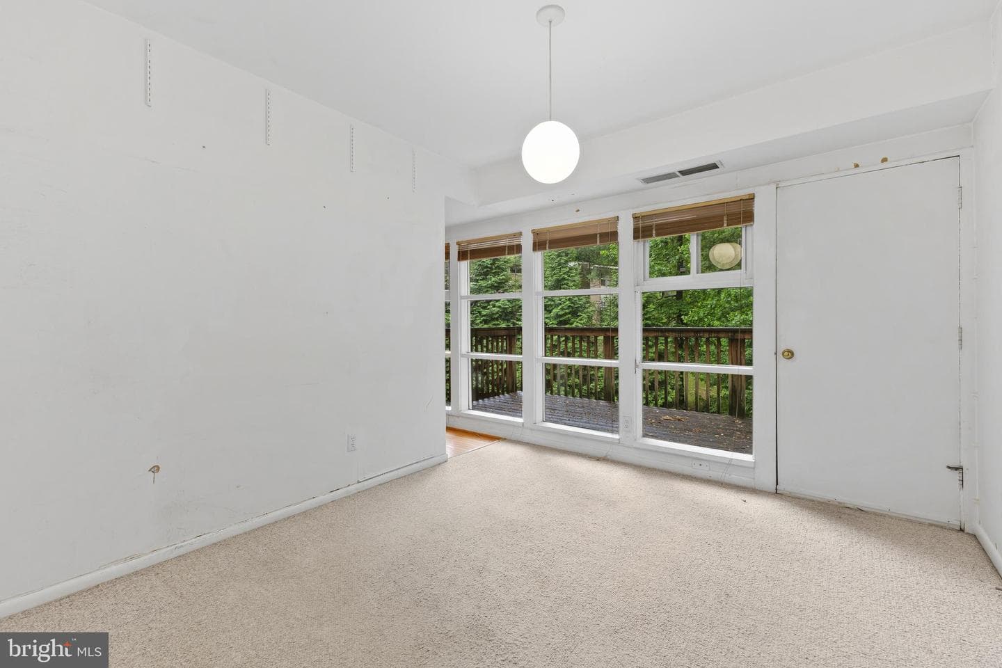 4420 Forest Glen Court photo 11