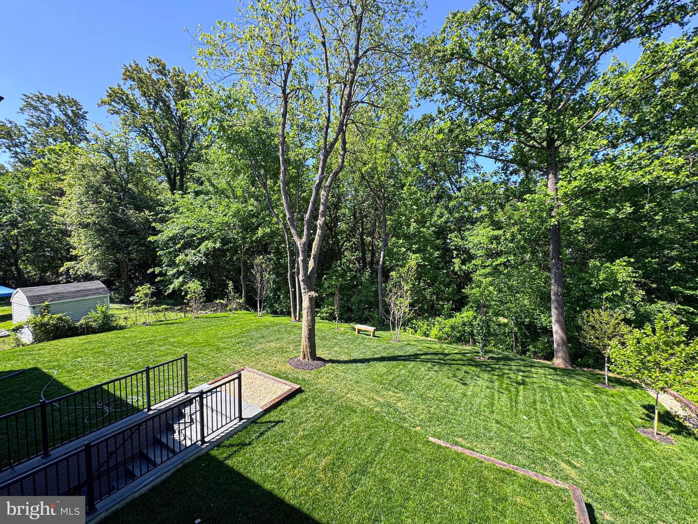 7405 Sportsman Drive photo 10