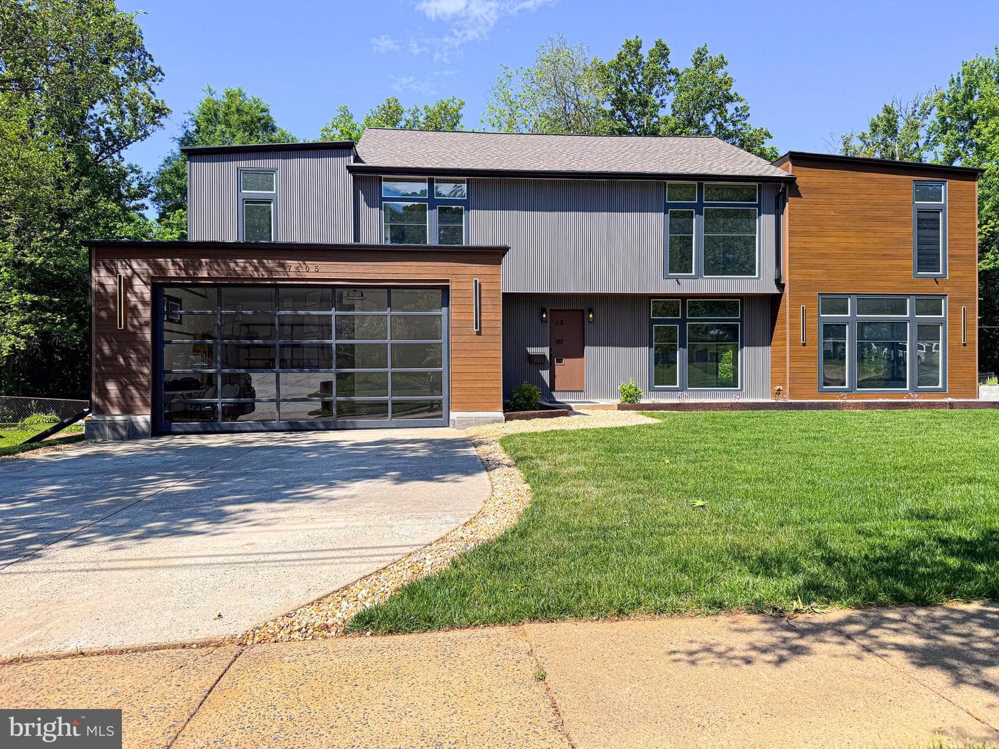 7405 Sportsman Drive, Falls Church
