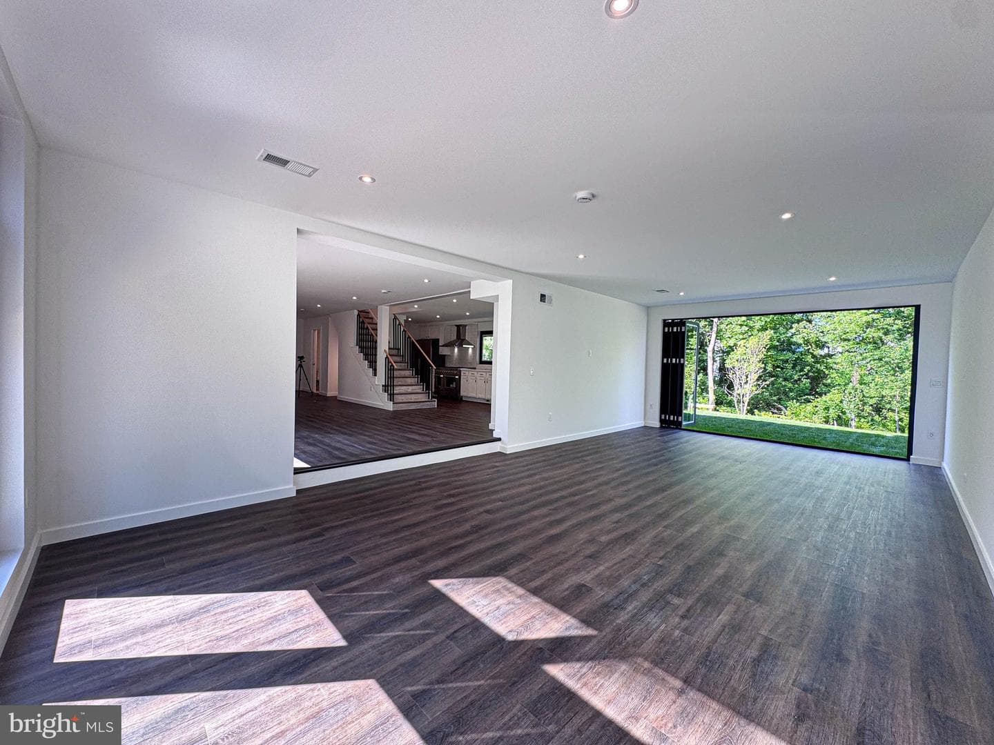 7405 Sportsman Drive photo 22