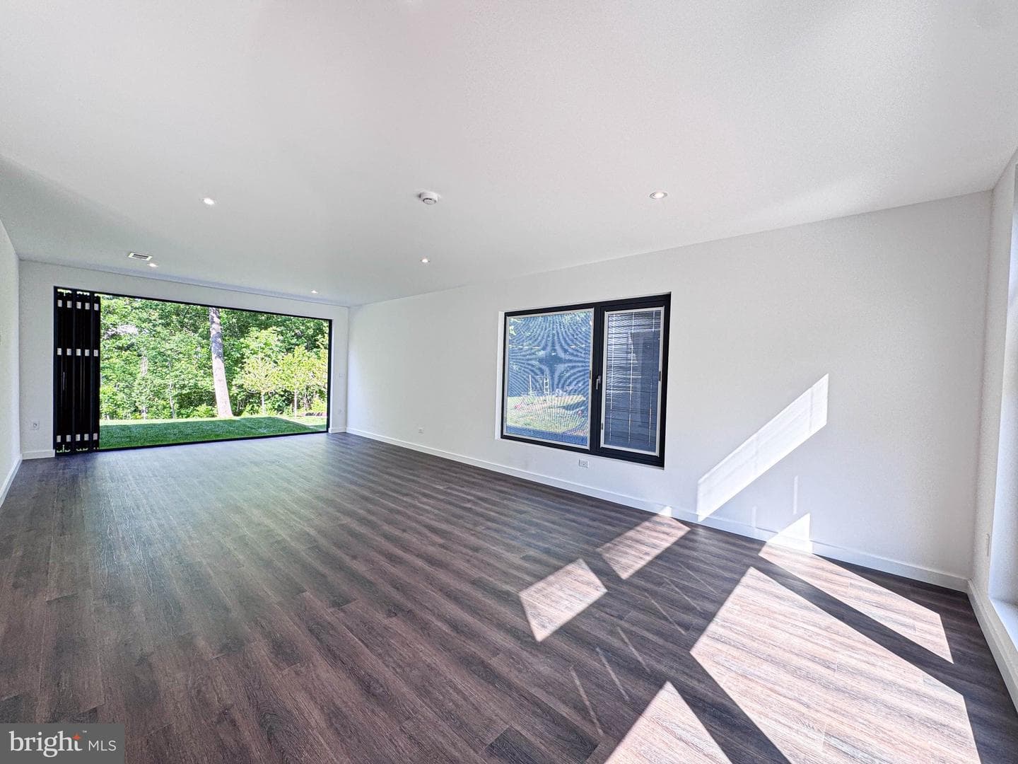 7405 Sportsman Drive photo 23