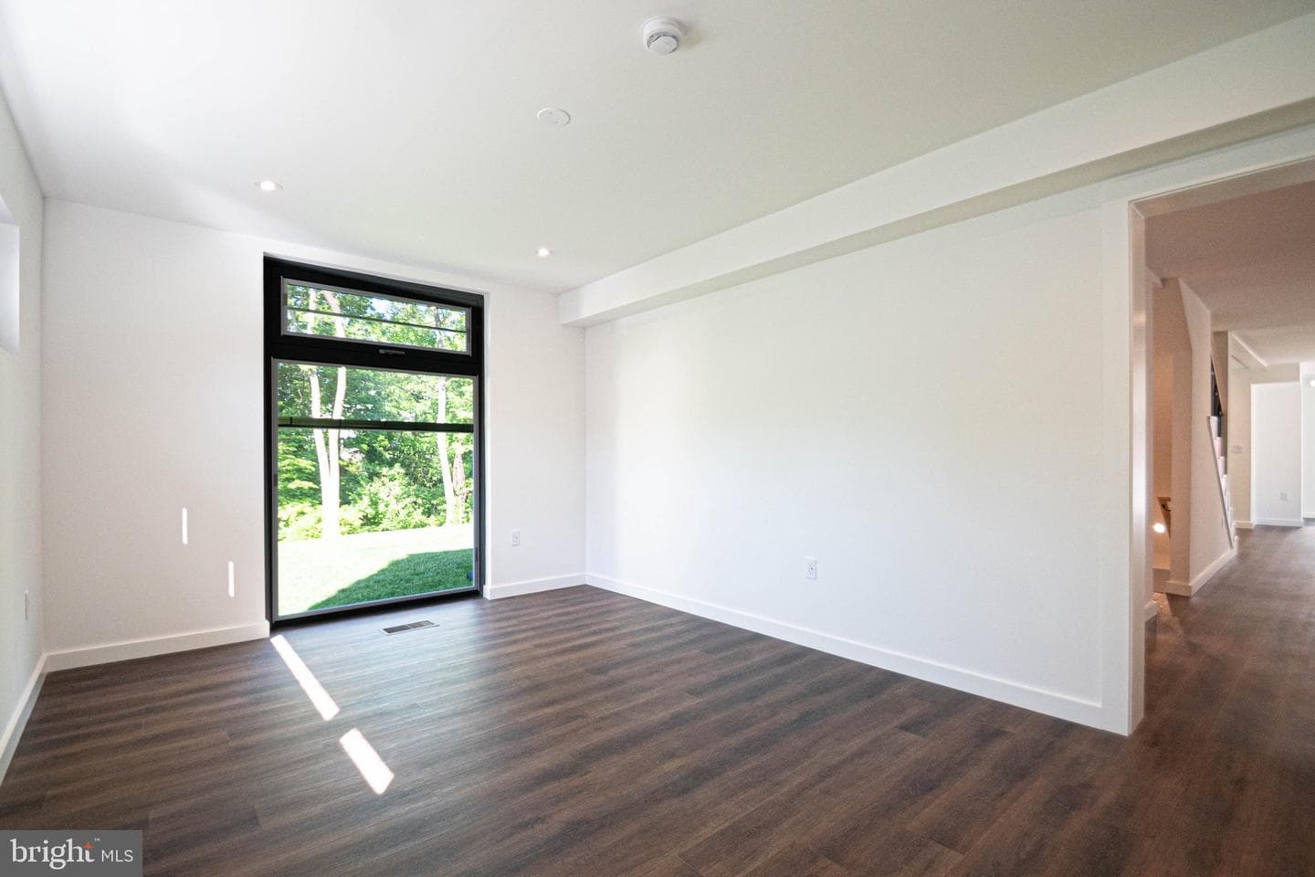 7405 Sportsman Drive photo 25