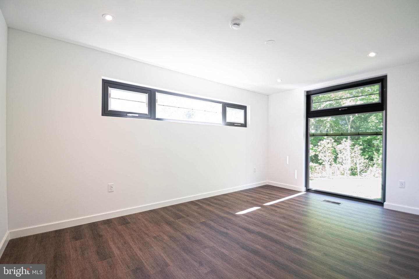 7405 Sportsman Drive photo 26