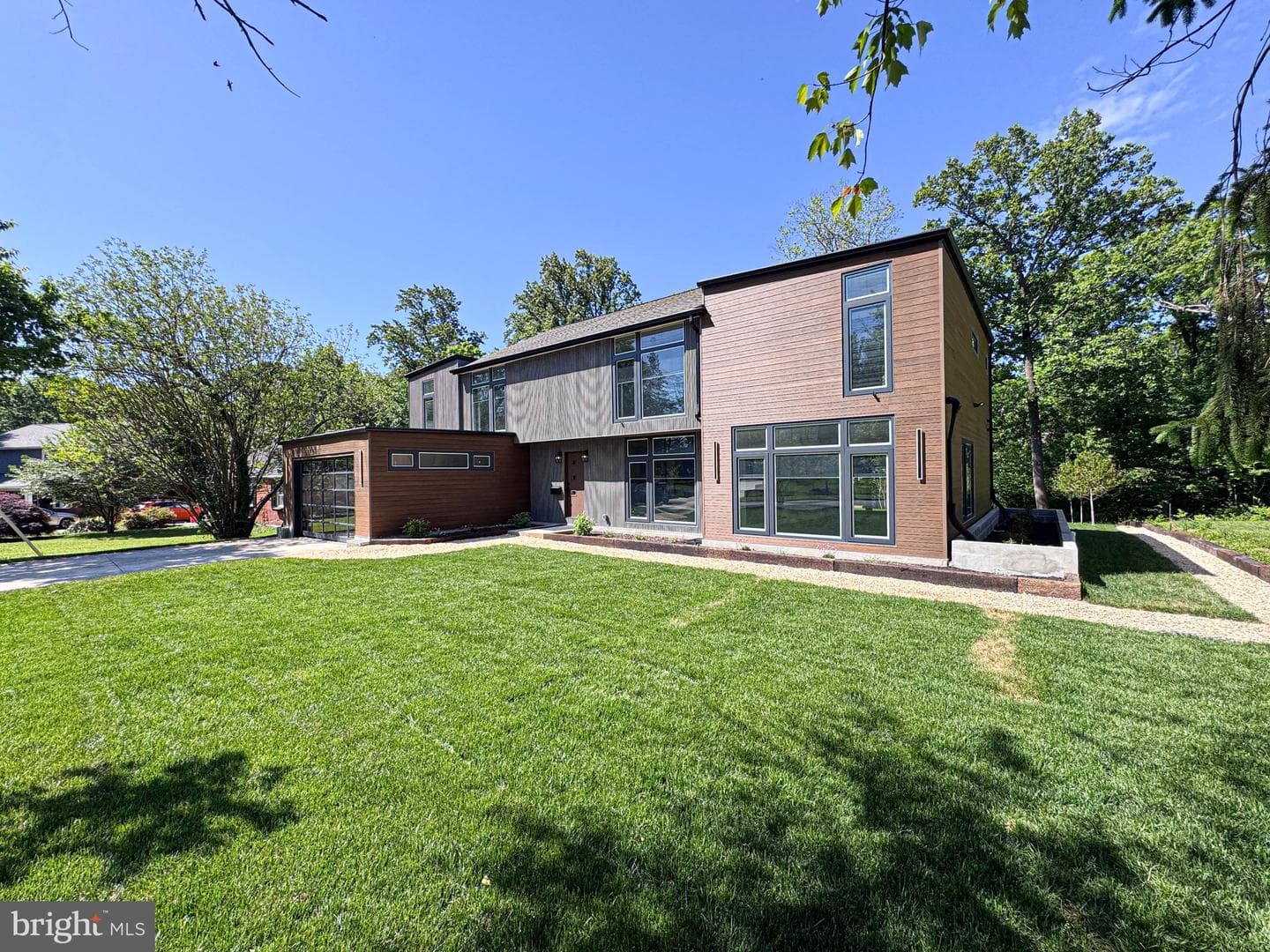 7405 Sportsman Drive photo 3