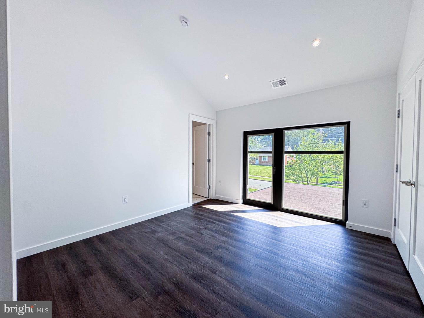 7405 Sportsman Drive photo 46