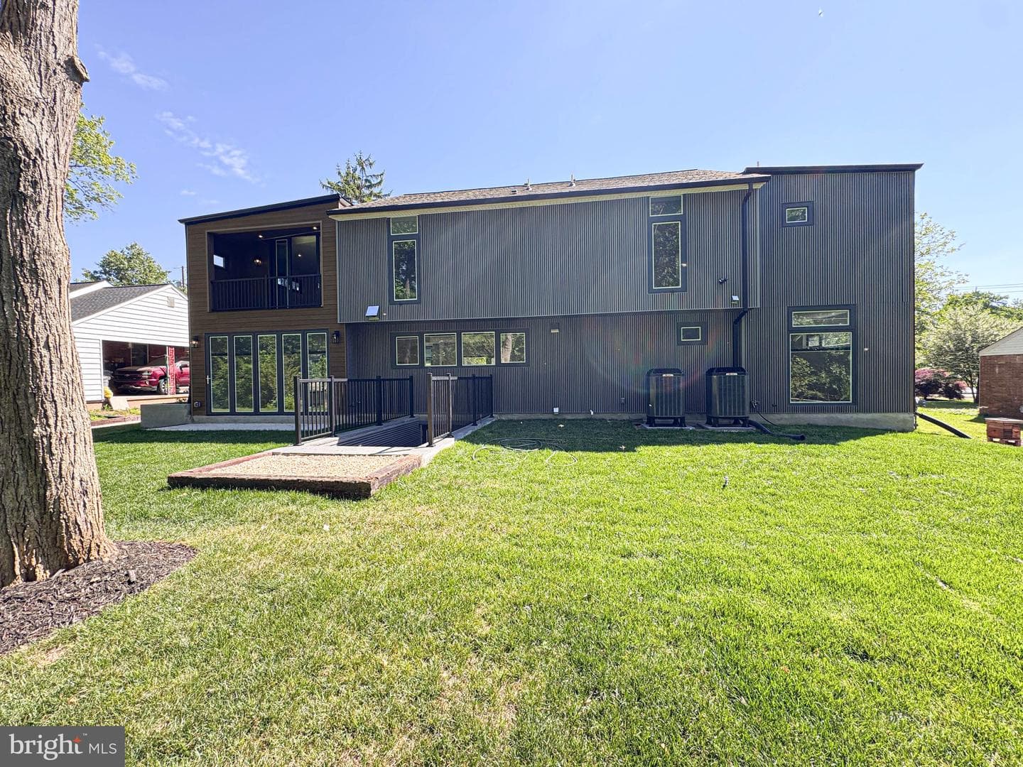 7405 Sportsman Drive photo 7