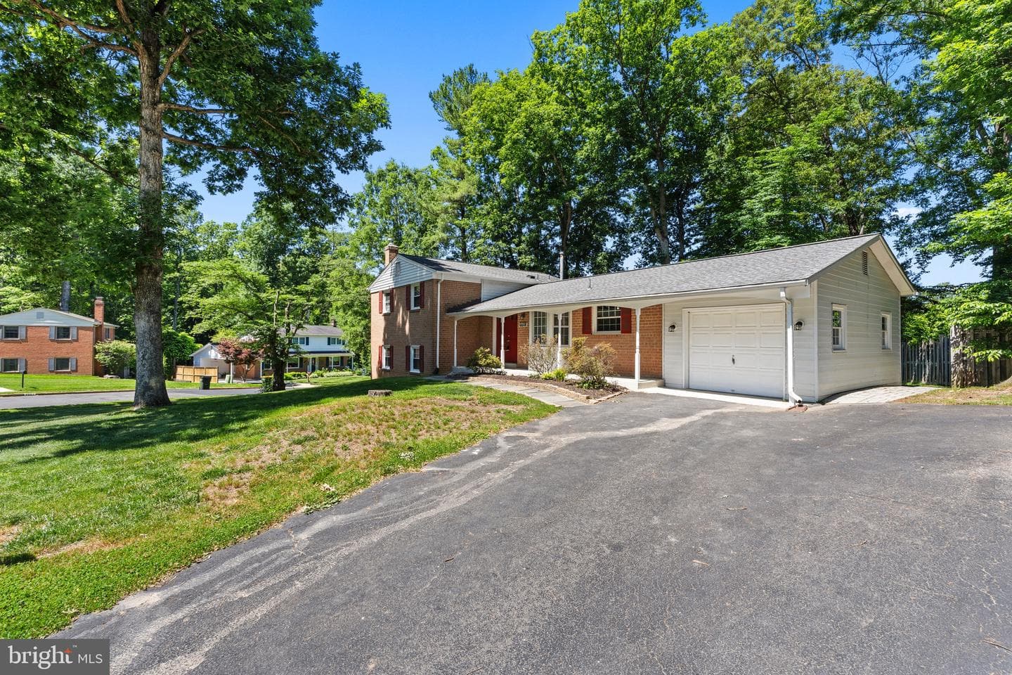 6608 Grey Fox Drive photo 3
