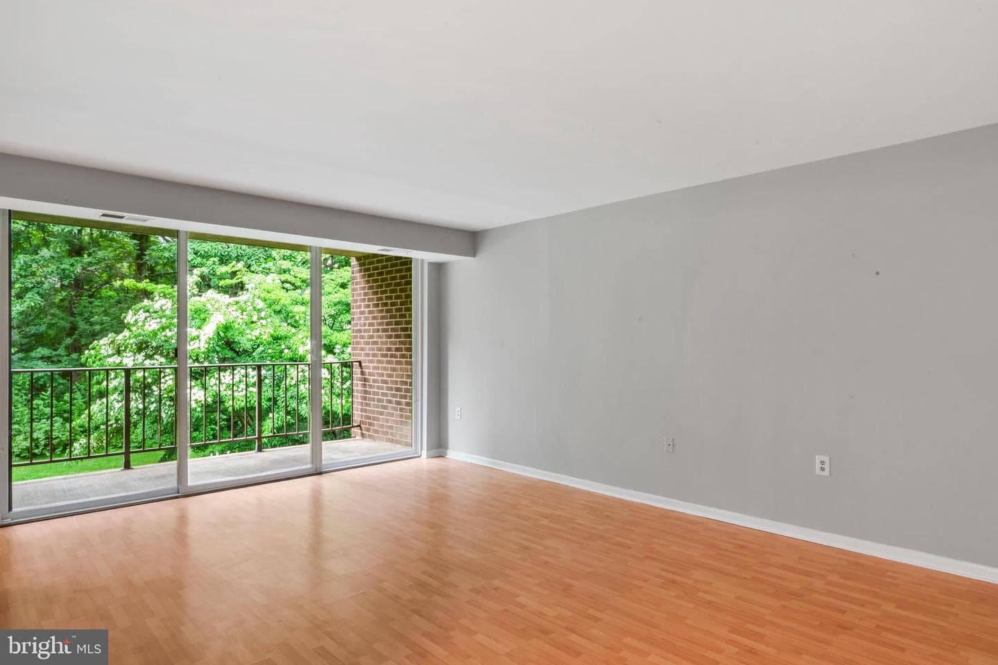 1422 Northgate Square #12b photo 3