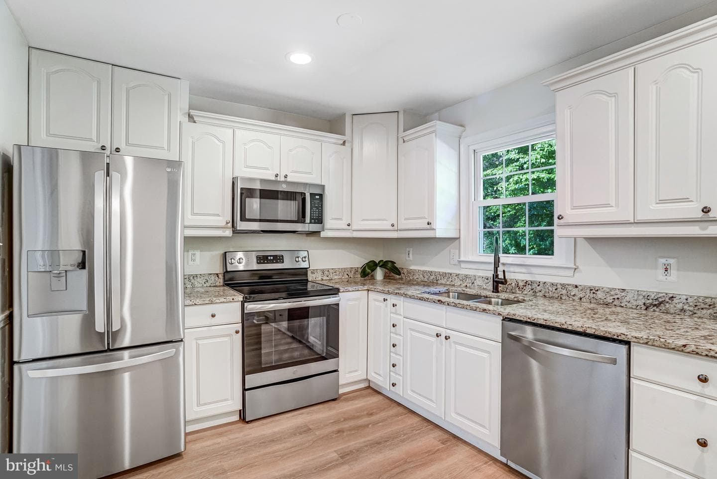 7920 Bubbling Brook Circle photo 11