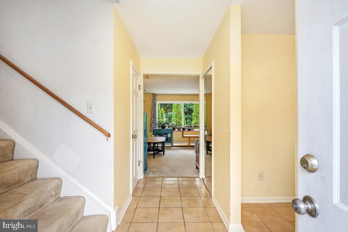 404 Tapawingo Rd SE photo 9