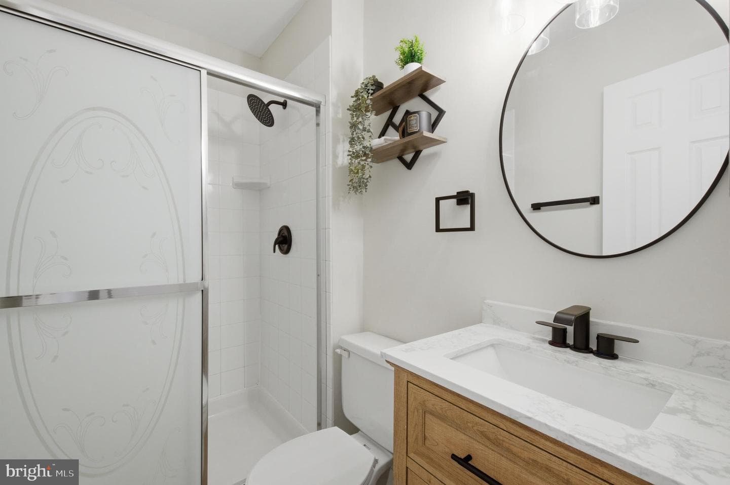 8575 Tyrolean Way photo 16