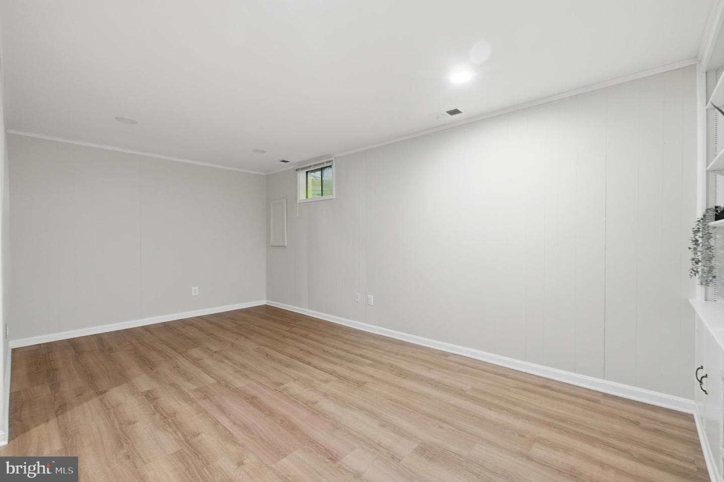 8575 Tyrolean Way photo 22