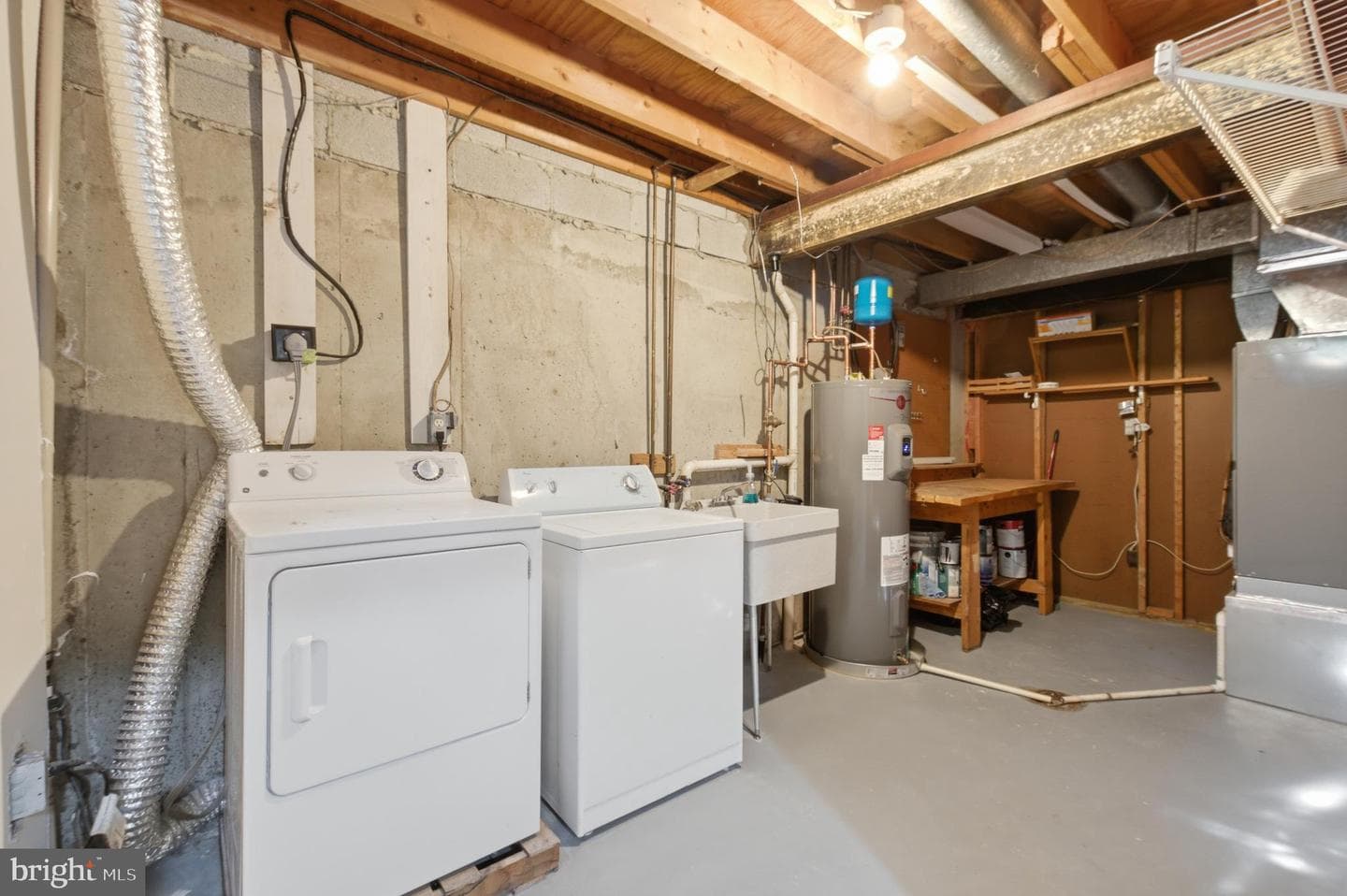8575 Tyrolean Way photo 26