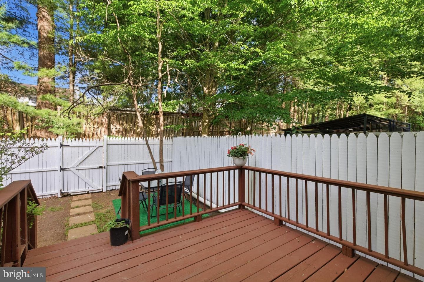 8575 Tyrolean Way photo 27