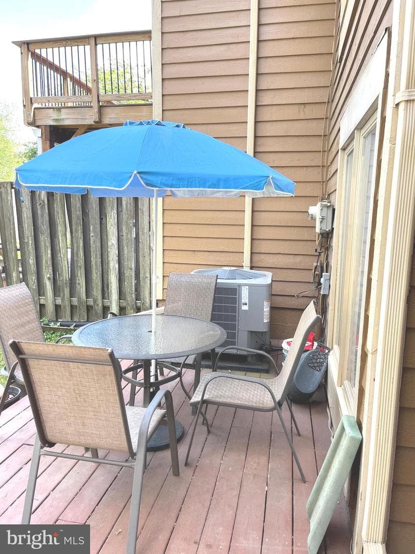 1106 Whitworth Court photo 48