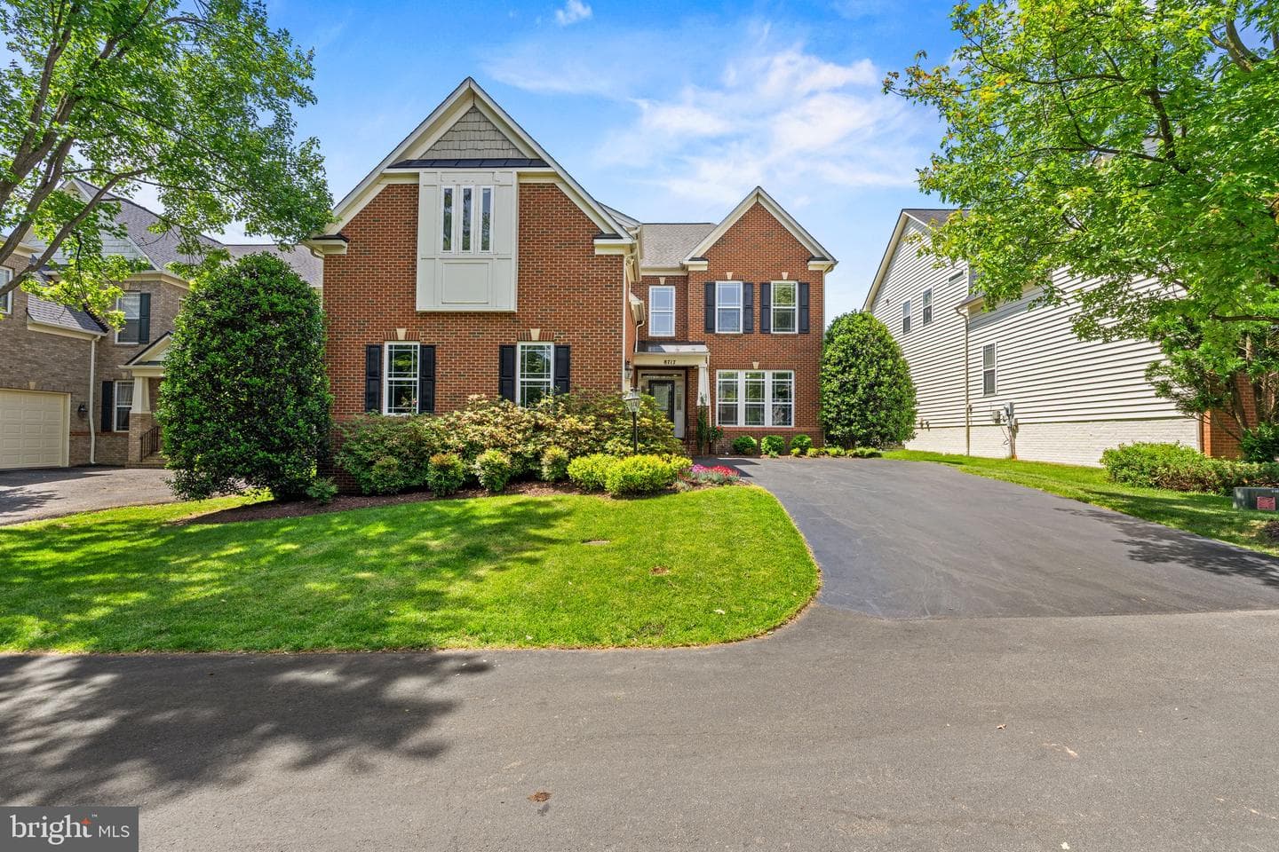 8717 Flowering Dogwood Lane photo 2