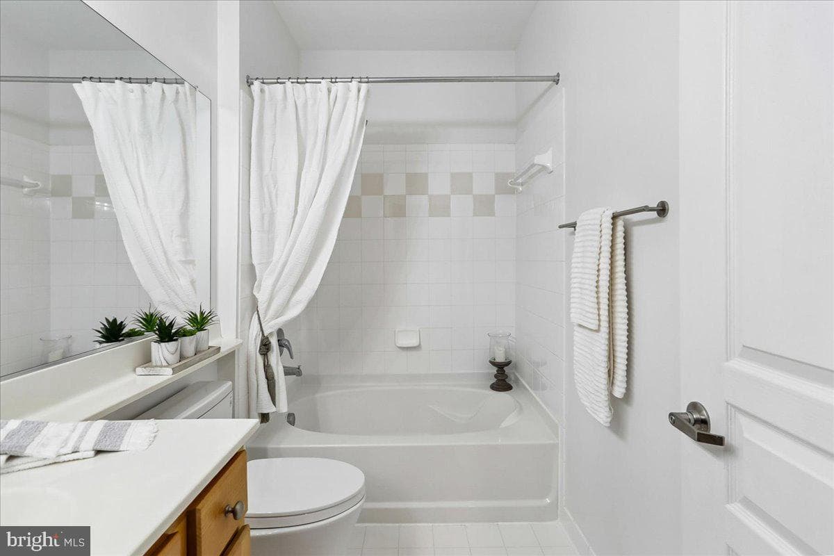 12000 Market Street #248 photo 26