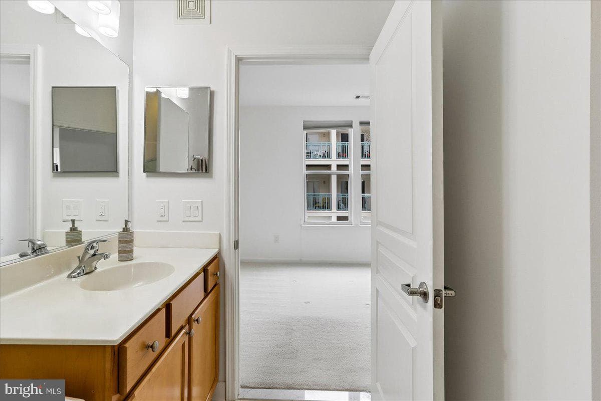 12000 Market Street #248 photo 36
