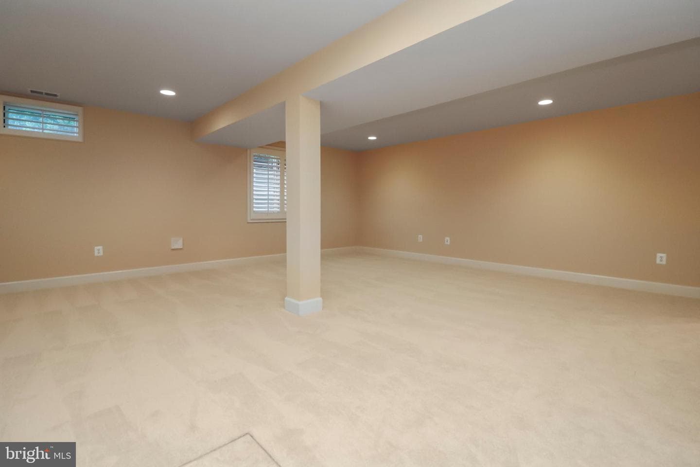 102 Pearl St photo 53
