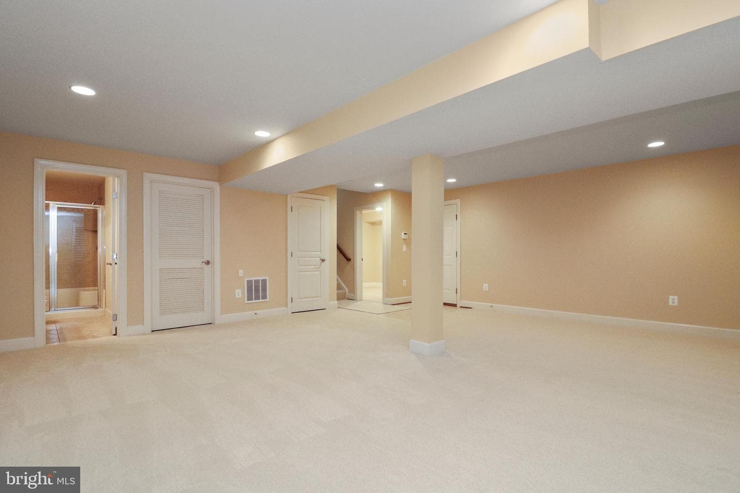 102 Pearl St photo 55