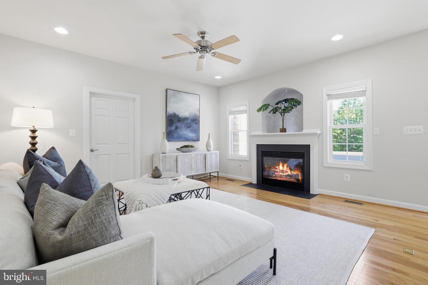 3009 Marshall Street photo 20