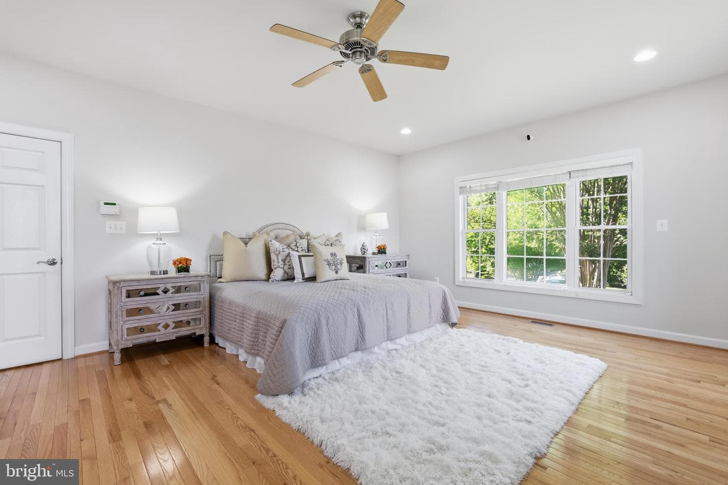 3009 Marshall Street photo 26