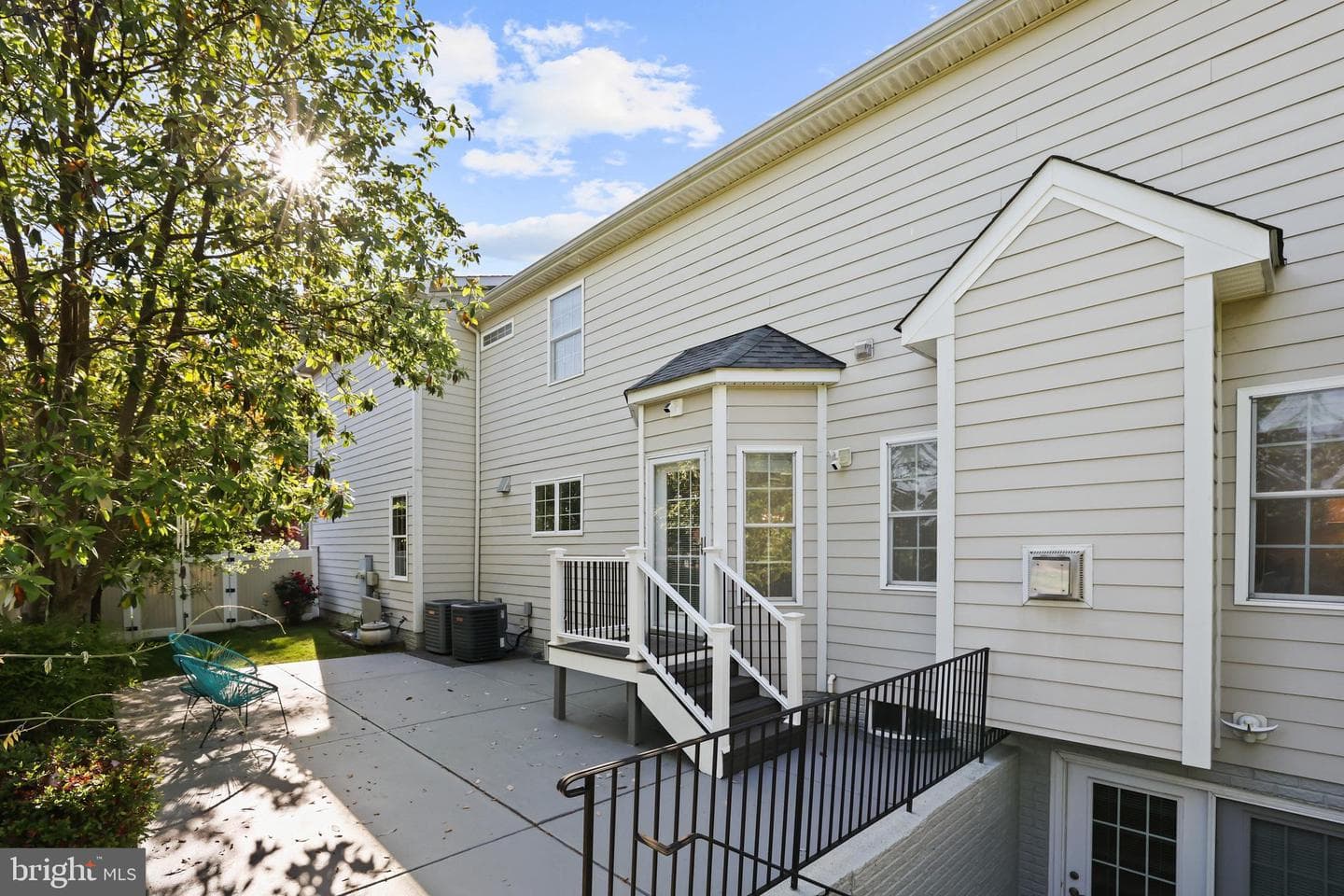 3009 Marshall Street photo 50