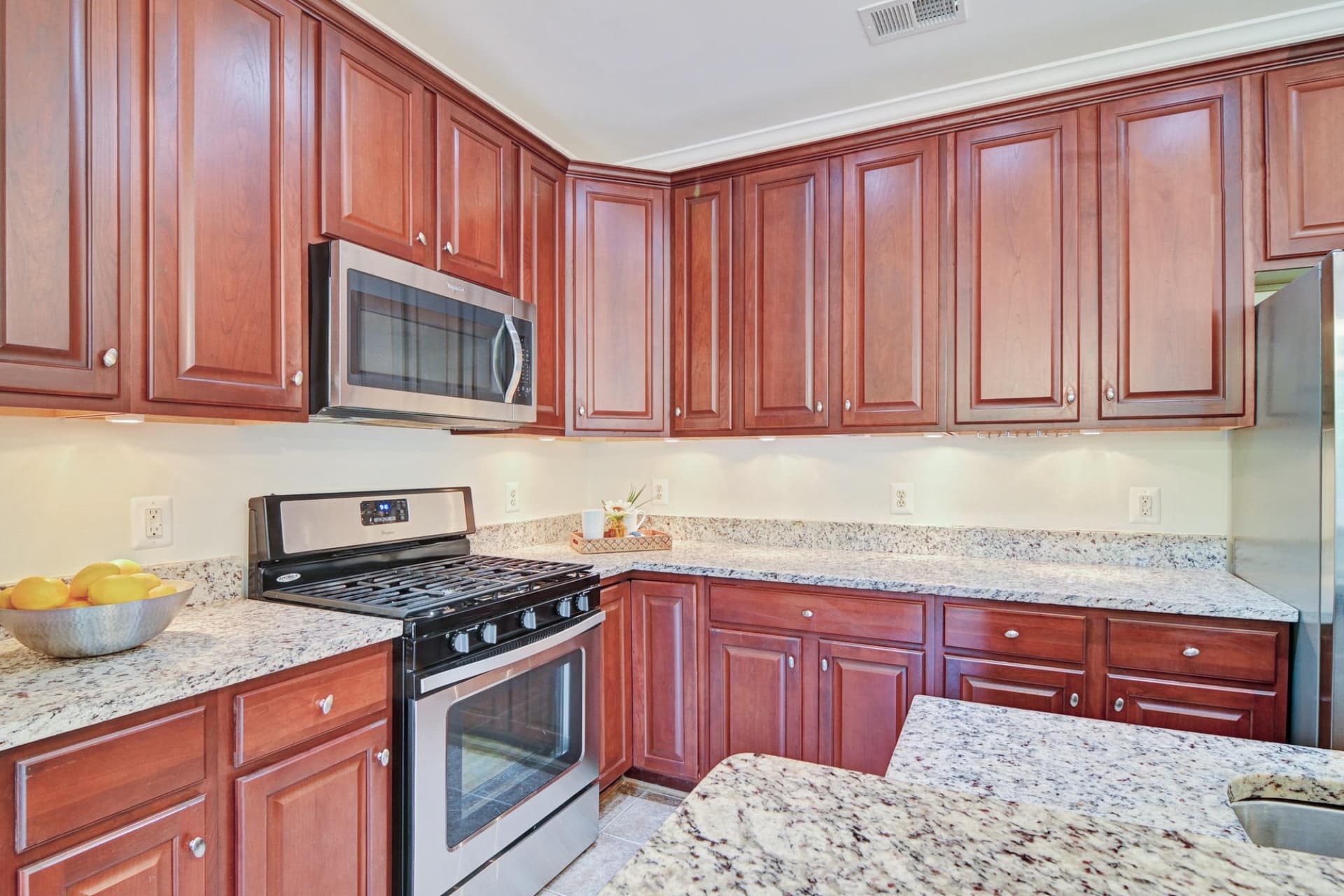 4151 Castlecary Lane #301 photo 18