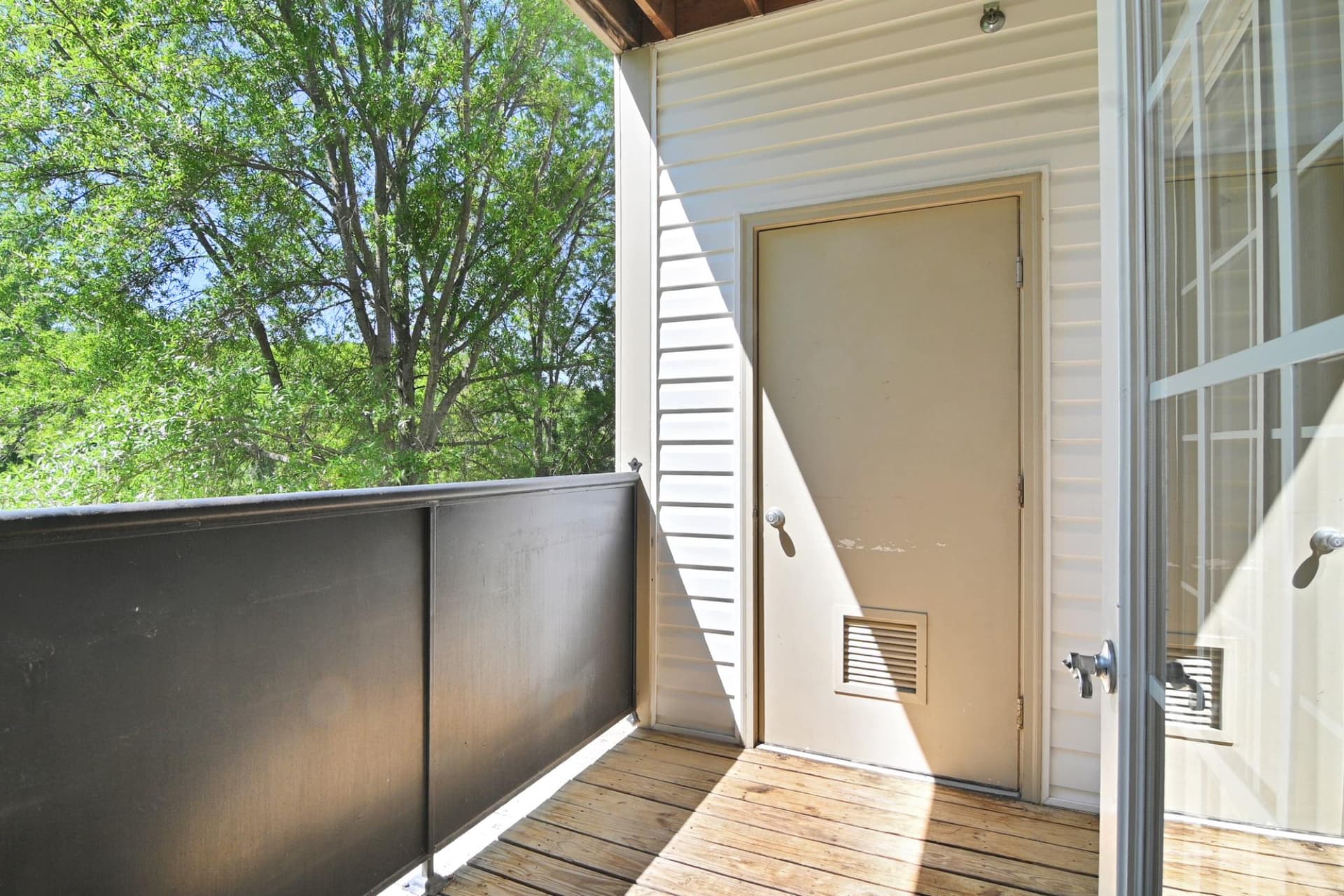 4151 Castlecary Lane #301 photo 42
