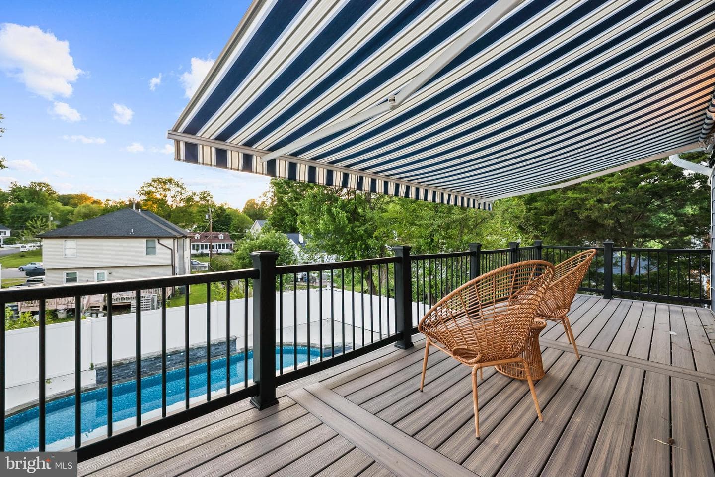 6925 Barrett Road photo 27
