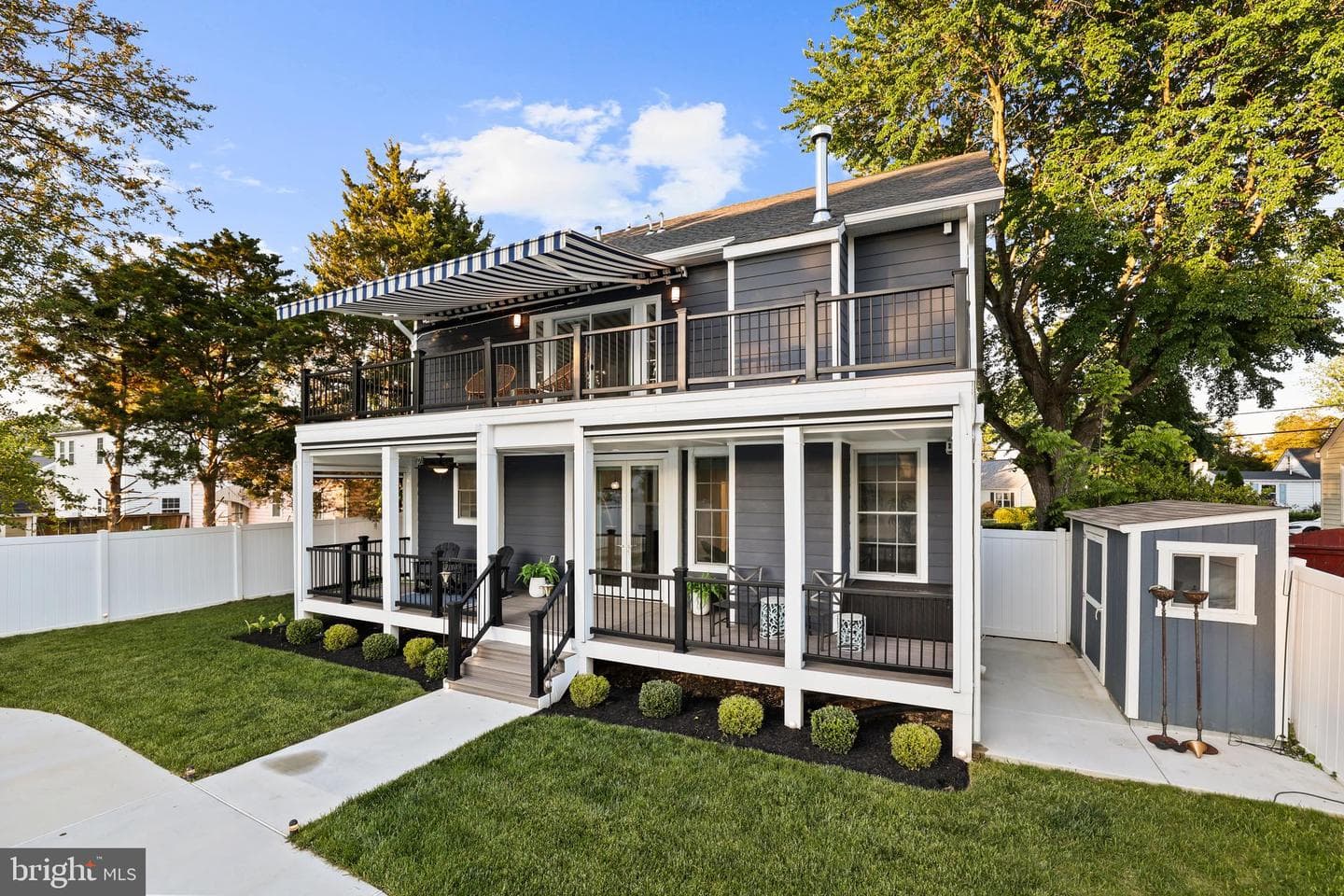 6925 Barrett Road photo 50
