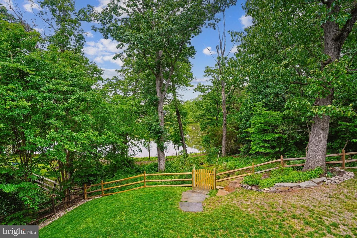 13484 Lake Shore photo 51