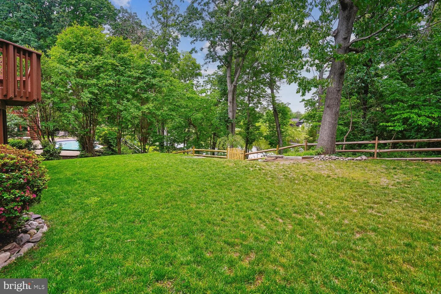 13484 Lake Shore photo 52