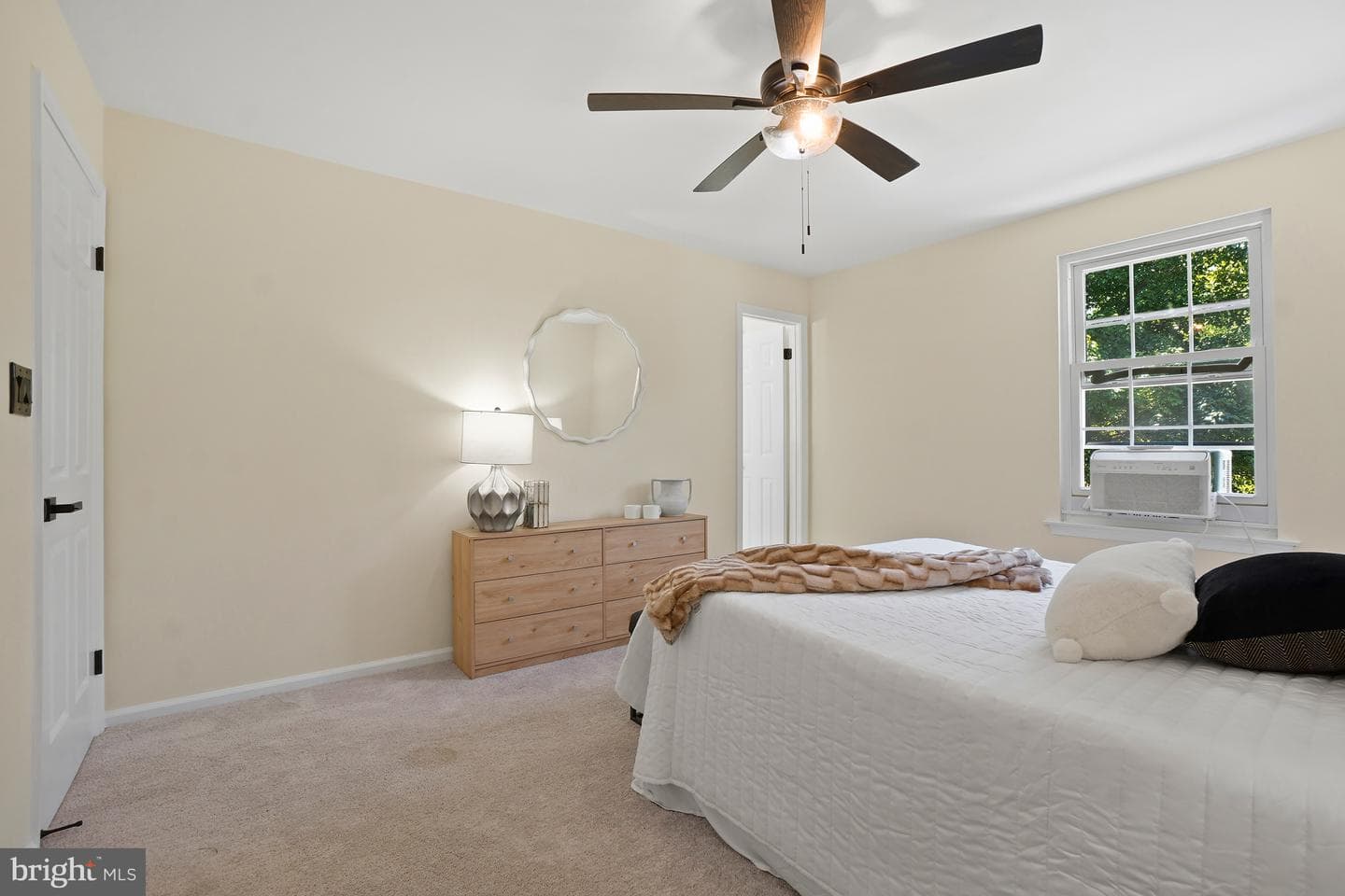 13471 Higgs Court photo 18