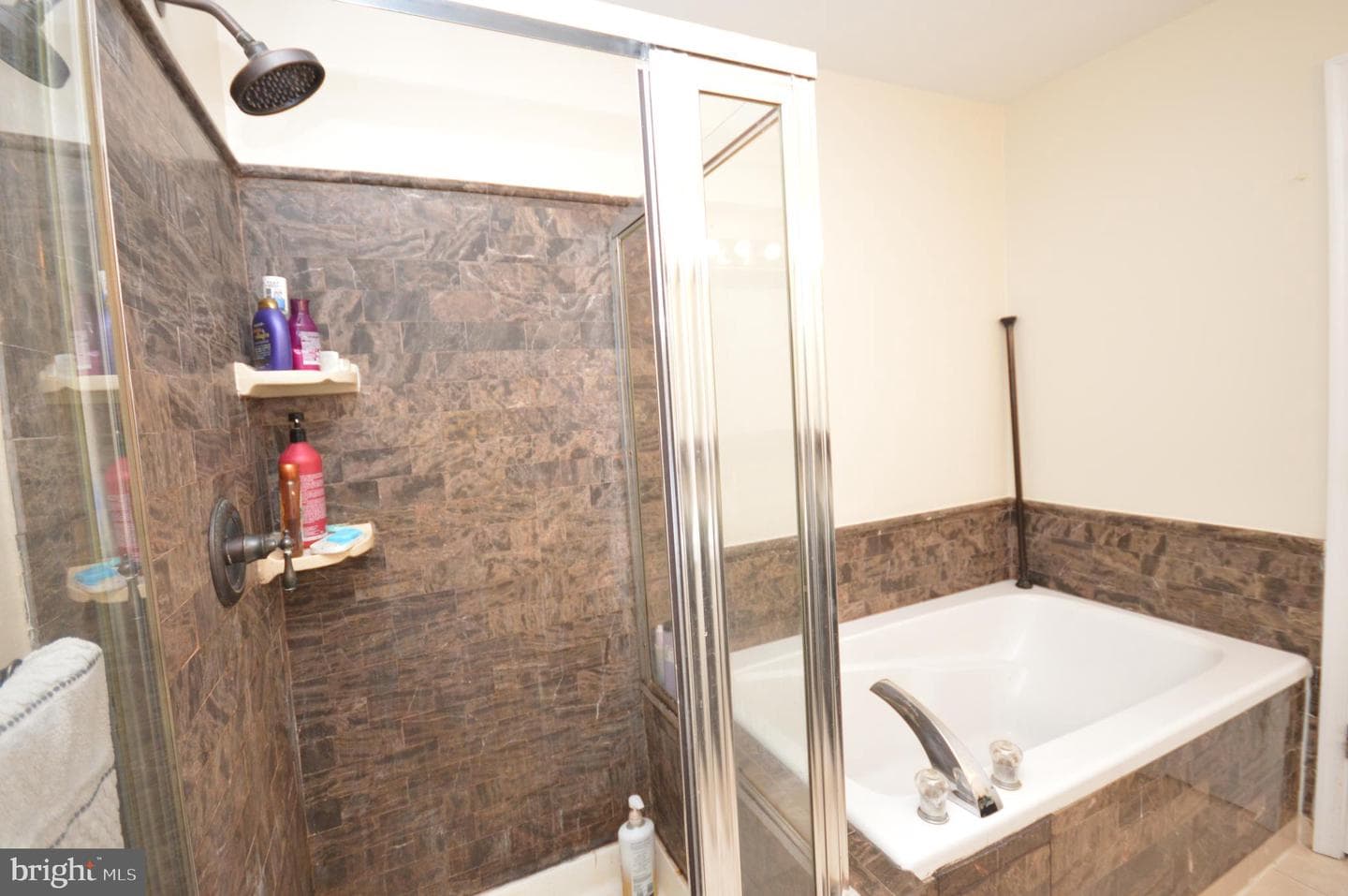 8173 Halley Court photo 23