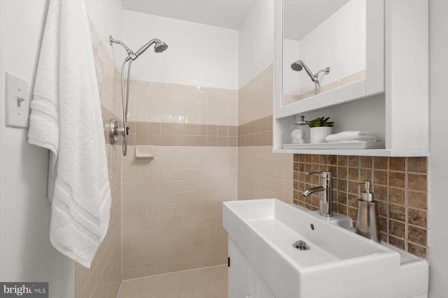 3127 Battersea Lane photo 26