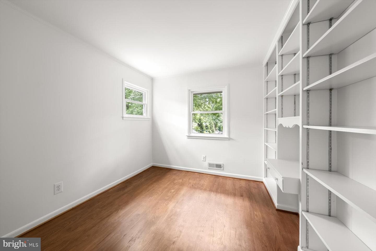 3127 Battersea Lane photo 32