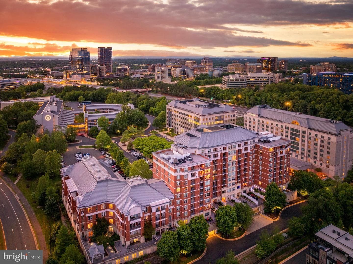 11760 Sunrise Valley Drive #813, Reston