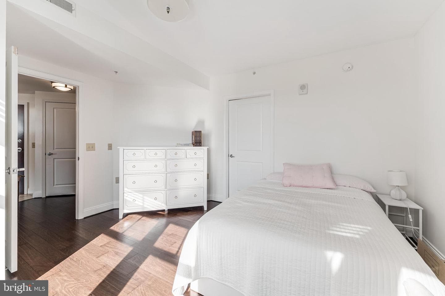 11760 Sunrise Valley Drive #813 photo 25
